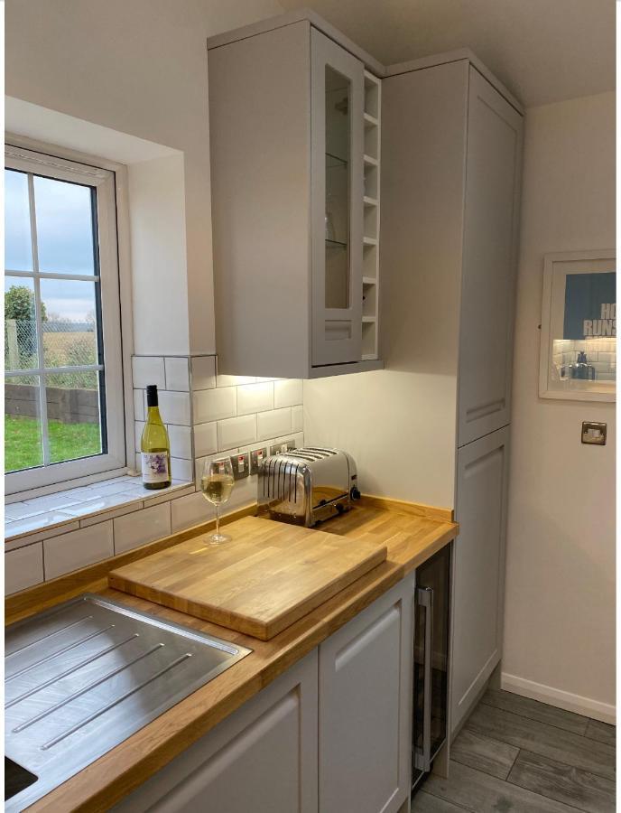Villa Near Woodbridge The Annexe Eyke Fantastic Views With Dog Secure Garden And Paddock Extérieur photo