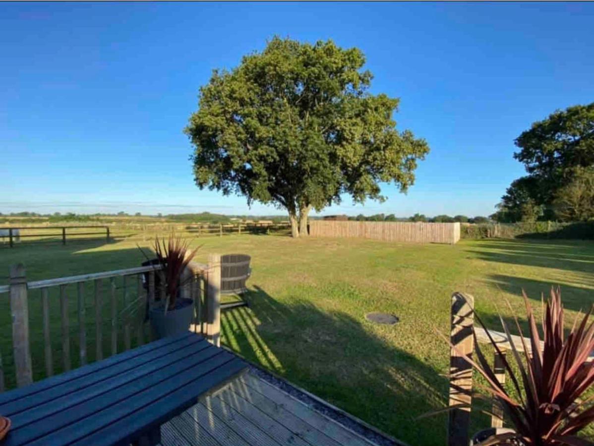 Villa Near Woodbridge The Annexe Eyke Fantastic Views With Dog Secure Garden And Paddock Extérieur photo